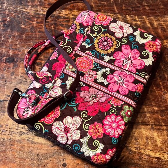 Vera Bradley Firm Quilted Laptop Bag With Floral Design - Picture 4 of 10
